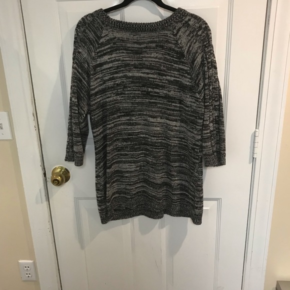 Sweater - Picture 2 of 7